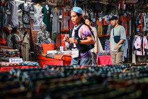 BIB: 
                            <button type="button" onclick="openModal(25553688)" class="btn btn-primary btn-sm float-right btn-popup" data-toggle="modal" data-target=".modal-high-quality">
                        <i class="fas fa-shopping-cart"></i> Add to Cart
                    </button>
                                            <button type="button" onclick="isThisMe(25553688, true)" class="btn btn-success btn-sm float-right btn-popup btn-isme hidden" data-toggle="tooltip" data-placement="bottom" title="นี่คือรูปของคุณใช่ไหม คลิกที่นี่เพื่อเอาเข้าอัลบั้ม">
                        <i class="fas fa-plus"></i> Add to album
                    </button>
                    <button type="button" onclick="isThisMe(25553688, false)" class="btn btn-warning btn-sm float-right btn-popup btn-isnotme hidden">
                        <i class="fas fa-ban"></i> Remove from album
                    </button>